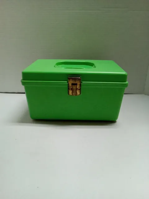 Vintage Wilson Mfg. Wil-hold Plastic Sewing Box Green with Tray - B31