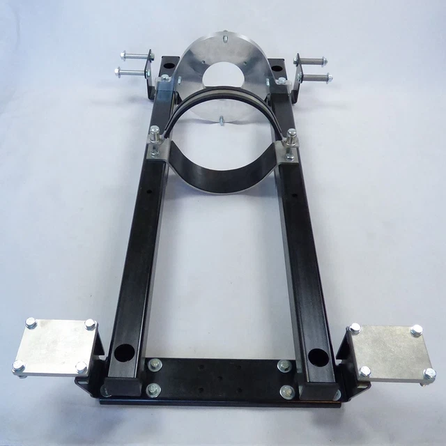 Montaggio motore Netgain Hyper 9 SRIPM Morris Minor conversione EV. Bullo nel componente