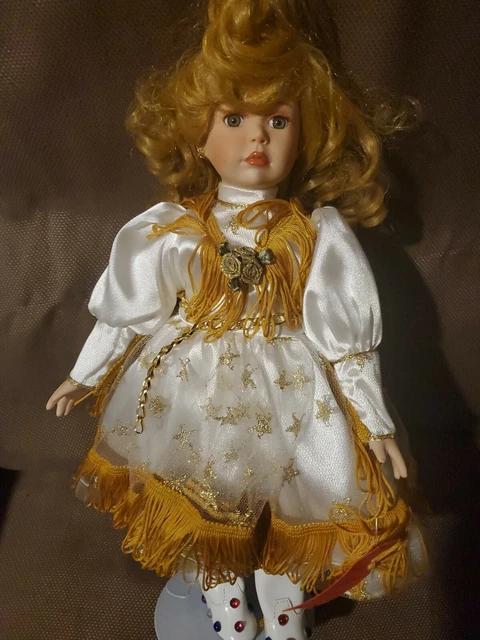Paradise Galleries Treasury Collection Premiere Edition Delta Dawn Musical Doll