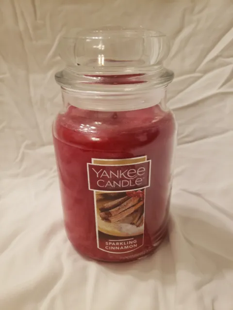 YANKEE CANDLE 22-OUNCE Jar Scented Candle, Large, Sparkling Cinnamon ...