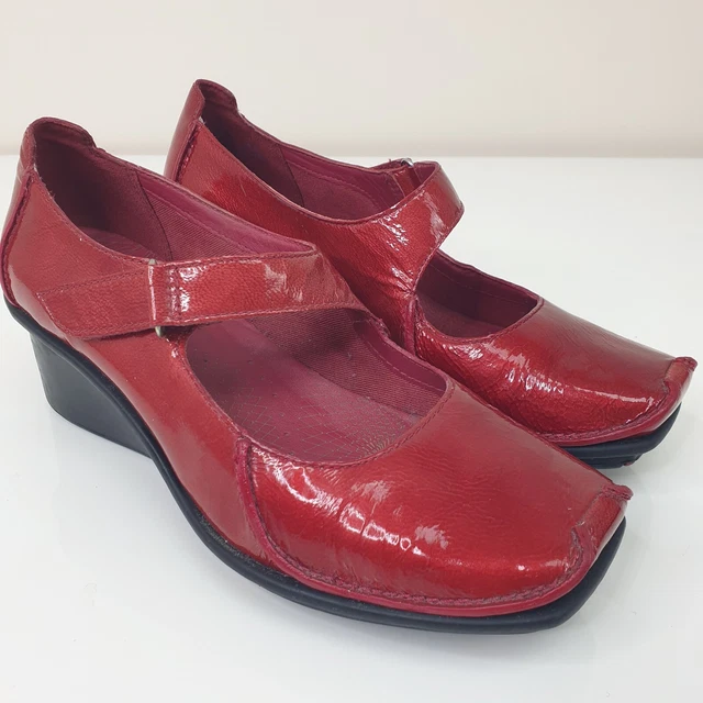 Flake berry shoes sales