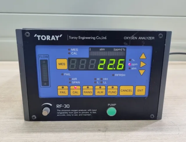 TORAY RF-30 Oxygen Analyzer