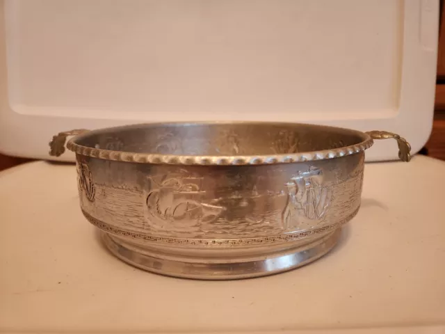 Vintage Hammered Aluminum Casserole Dish Holder With Ships