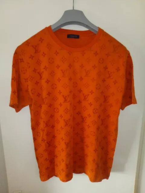 Louis Vuitton Monogram RM141M H5JR13JEZ T Shirt Pit to Pit 22" Length 27"