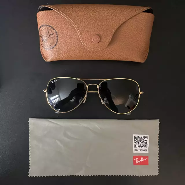 Ray ban aviator sunglasses 3026 62mm Large Gold Frame Black Lenses WITH CASE