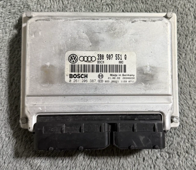 Calculateur (ECU) Audi TT R32 ME7.1.1 - Références 022906032DP Et 0261208232, Occasion