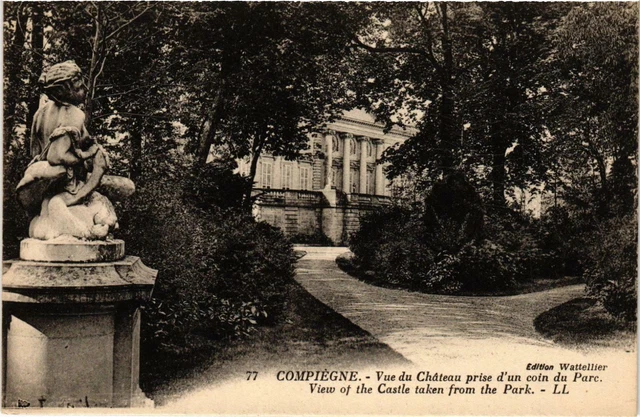 CPA Compiegne- Vue du Chateau prise d'un coin du Parc FRANCE (1009055)