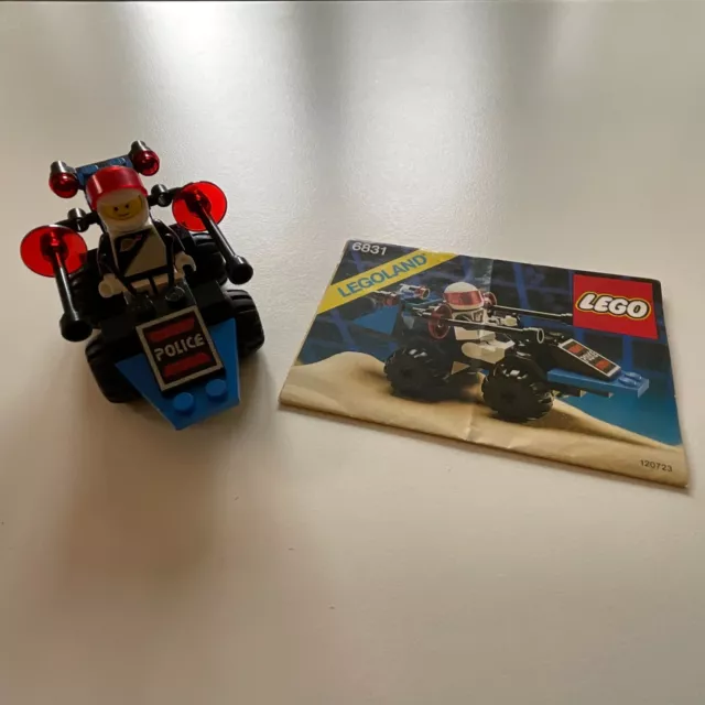 Lego 6831 - Space - Space Police I - Message Decoder
