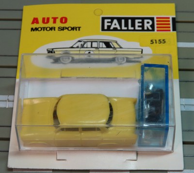 60er Ans Jouet DBW247 AMS Faller Ams B-4855 Fiat 1800 Kit de Montage 