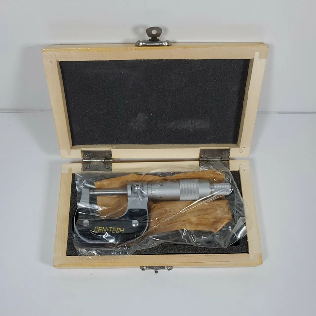 0-1" micrometer Cen-Tec Digital and vernier reading, GREAT COND. Carbide faced
