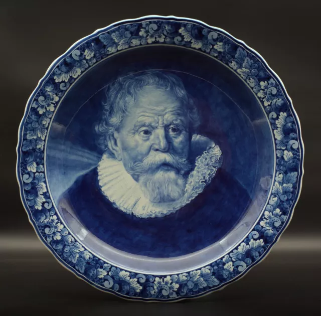 PERFECT Porceleyne Fles / Royal Delft blue & white charger after Rembrandt 1953