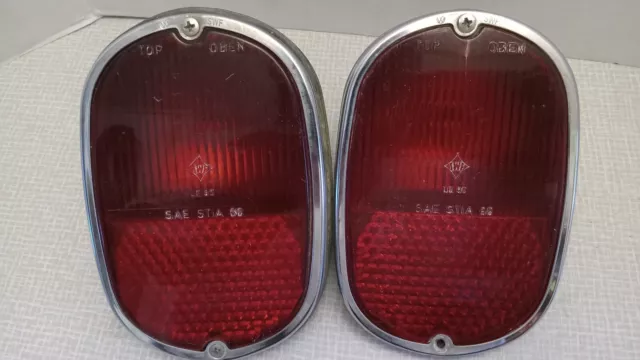 PAIR VW bus tail light assemblies, Volkswagen, LE 95