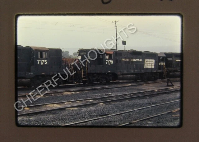 Original '73 Ektachrome Slide PC Penn Central 7179 GP9 Enola    34X52