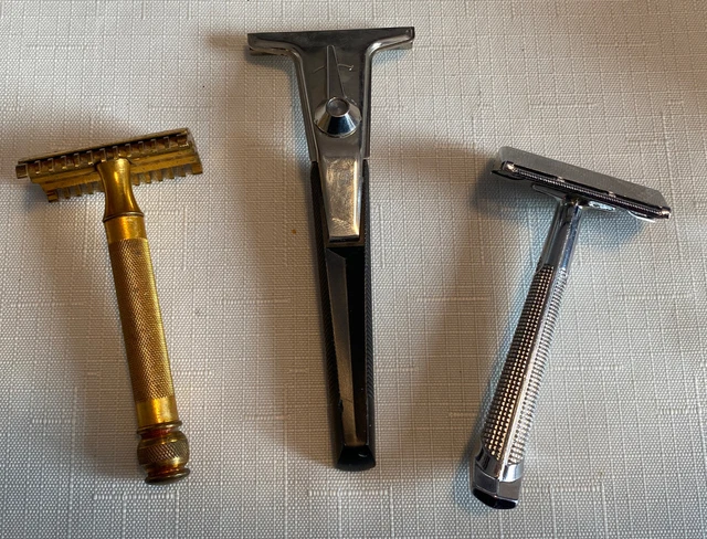 Lot of 3 Vtg Gillette Razors - Gold Long Comb, Techmatic & Gem 1930s thru 1970's