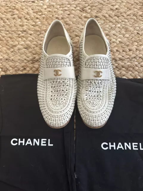 Authentic CHANEL White Woven Loafers Sz. 36.5