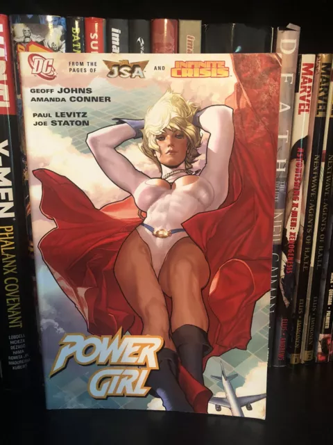 Power Girl (DC Comics, August 2006)