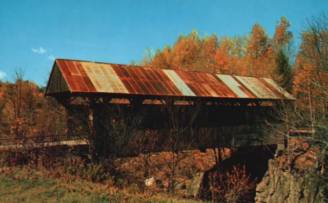 Postcard VT Stowe Vermont Old Covered Bridge Unused Chrome Vintage PC f1387