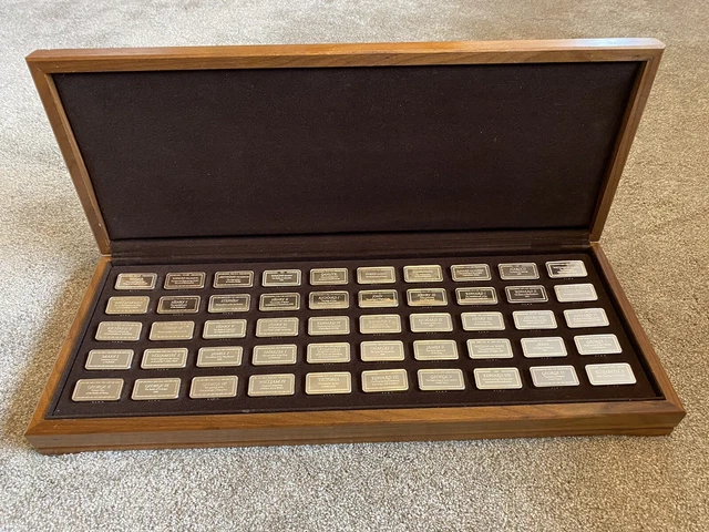 JOHN PINCHES 1000 Years Of The British Monarchy In 50 Silver Ingots £