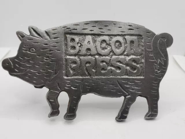 VINTAGE PIG SHAPE CAST IRON 6.5" BACON PRESS Wood Handle Farmhouse Rustic Decor