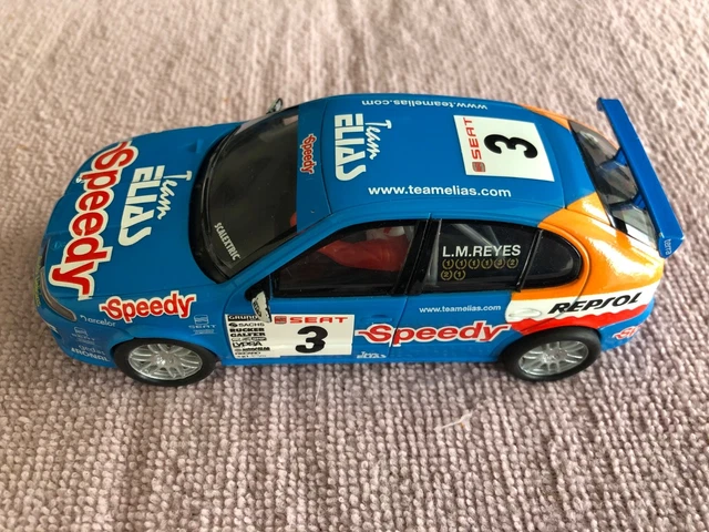 Coche Scalextric Compact Seat Leon WTCC 2008 de segunda mano por 10 EUR en Elx/Elche en WALLAPOP