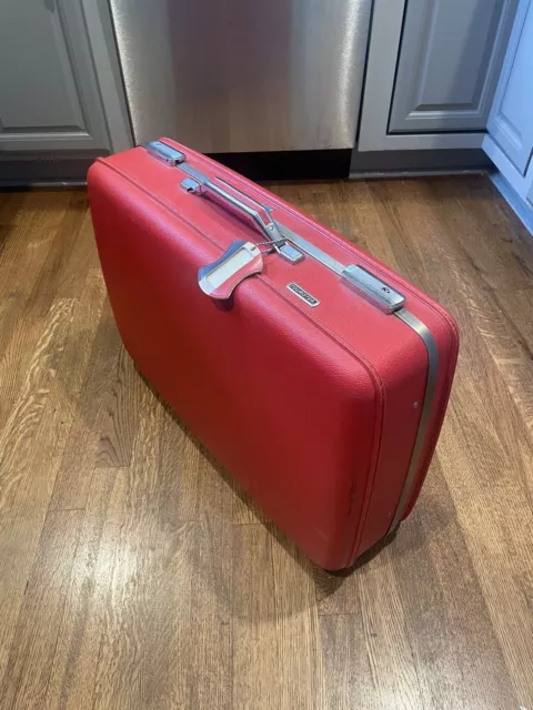 American Tourister Suitcase Hard Shell Luggage Vintage Good Condition Red