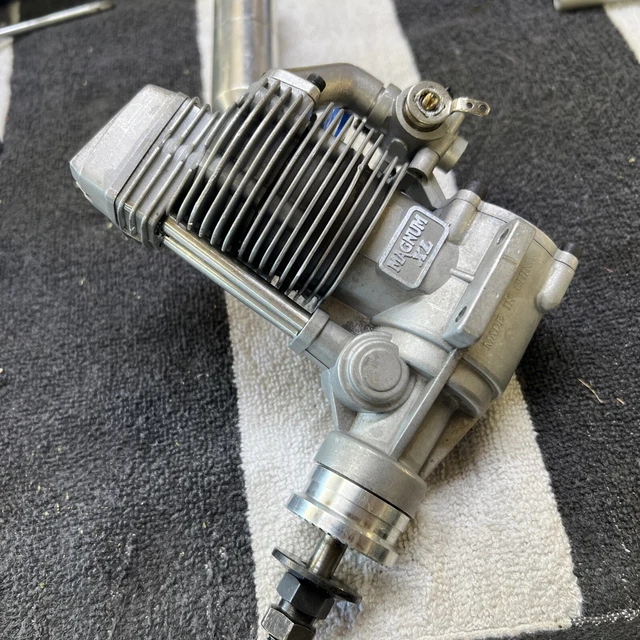 MAGNUM XL FS-120 4-Stroke RC Model Airplane Engine w/ Muffler 1.20 EUR ...