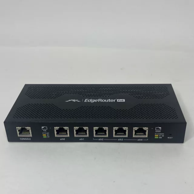 Router PoE de 5 puertos Ubiquiti Networks ERPoe-5 EdgeRouter sin cable