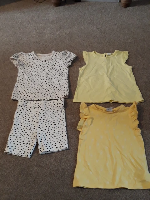 Girls Bundle Of Clothes Aged 2-3 Years. Please see description. 6