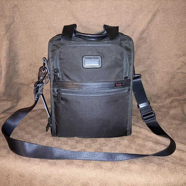 Tumi Alpha 2 Organizer Travel Tote 22117D Medium Shoulder Canvas Bag