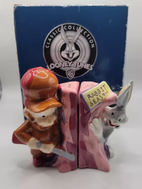 Looney Tunes Elmer Fudd & Bugs Bunny Ceramic Magnetic Salt & Pepper Shakers Set