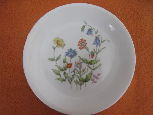 Dessertteller/Kuchenteller von Seltmann Weiden K Bavaria - mit Blumenmotiv