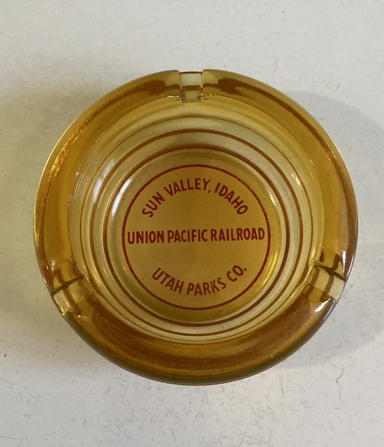 Vtg UNION PACIFIC Railroad UPRR Amber Glass Ashtray Utah Parks SUN VALLEY Idaho