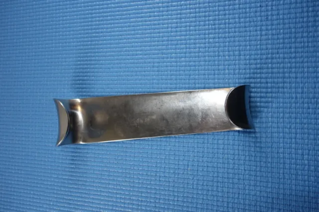Used V. Mueller SU3300 Deaver Retractor Stainless Steel Size #1 Blade 9''  for Sale at Mox
