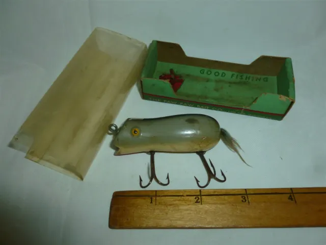 https://www.picclickimg.com/tHQAAOSwbLxf66IC/Vintage-2-3-4-Inch-Paw-Paw-4649-Mouse-Fishing.webp