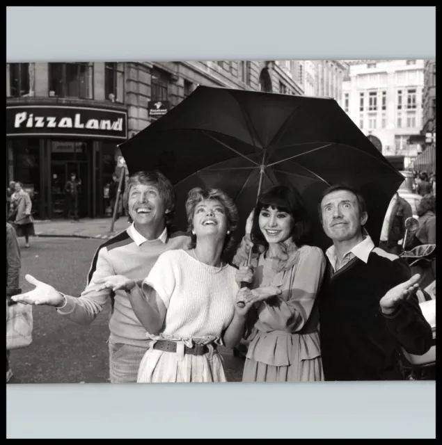 1970s ORIG PHOTO BRITISH ACTOR TOMMY STEELE HANDSOME PORTRAIT VINTAGE 363