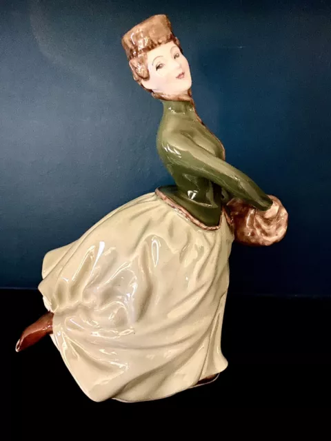 Royal Doulton - HN 2318 - "Grace"  ** Lady Figurine
