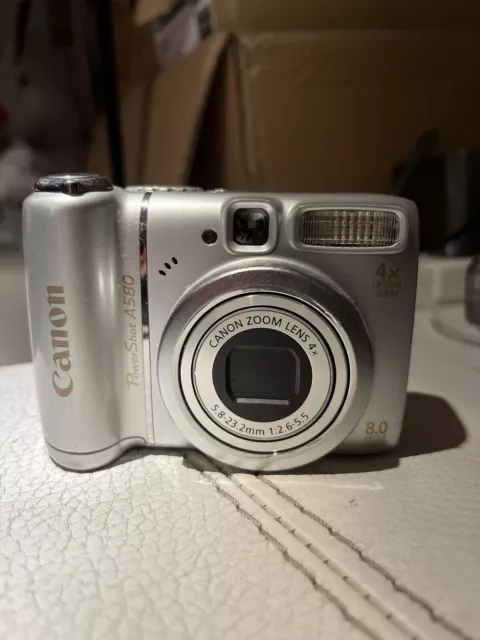 Canon PowerShot A580 8.0 MP 4x Zoom Digital Compact Camera.