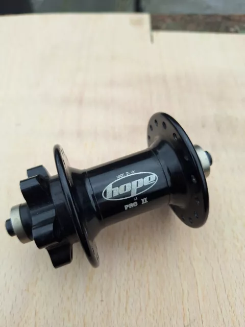 Hope Pro II Front Hub 100mm QR 6Bolt IS Disc 32 Hole Black