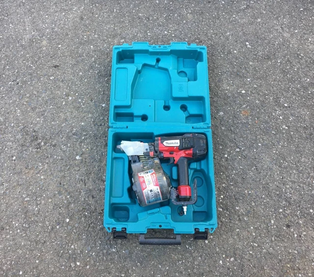 Makita 90mm high pressure air nailer AN935H From Japan [Used]
