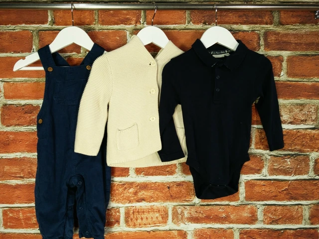 BABY BOY BUNDLE AGE 6-9 MONTHS JOJO MAMAN BEBE GAP etc DUNGAREES JUMPER TOP 74CM