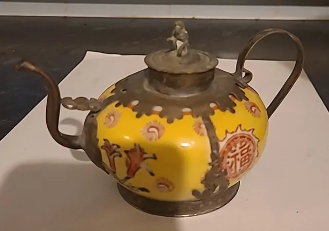 Antique Chinese 19Th Century Teapot