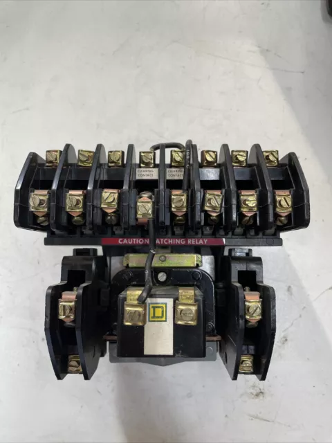 Square D Lighting Contactor 8903 LL0 80 120V Coil 20A 250VDC Used