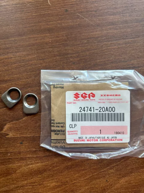 New OEM Suzuki Counter Shaft Retainer 24741-20A00 (Qty 2)