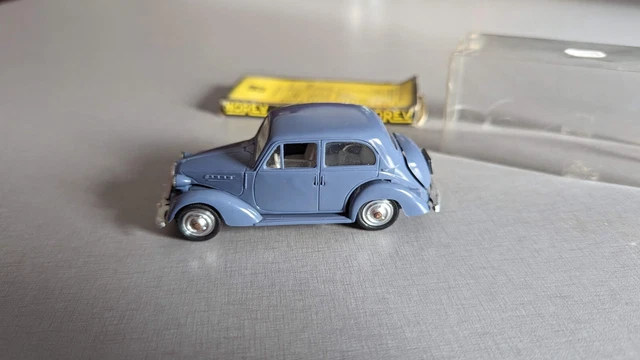 Norev plastique 1/43 simca 1200 - Collection