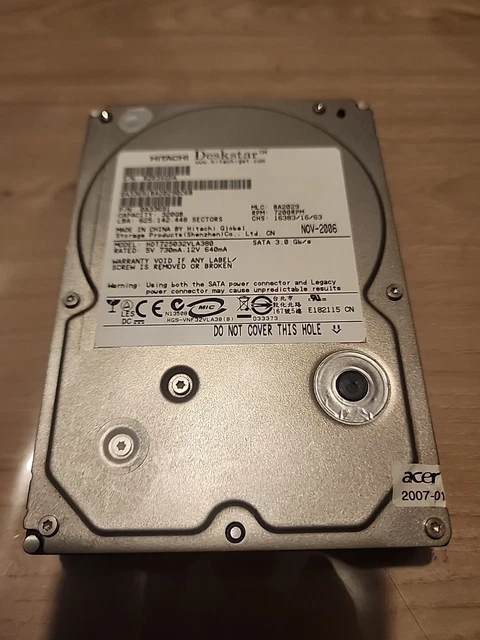 DISQUE DUR 2.5 HITACHI SATA 750GB HTS547575A9E384 EUR 19,50 - FR