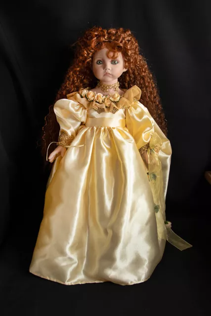 poupée de collection VINTAGE KEY TO MY HEART - LINDA RICK No. 067