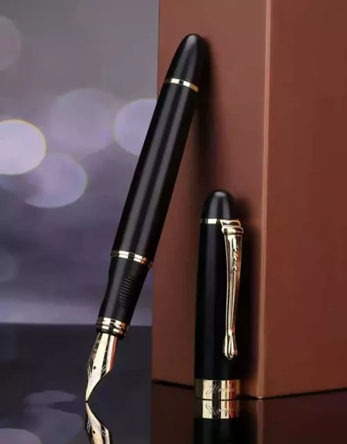 Stylo  plume plaqué or couleur noir mat très belle allure + coffret