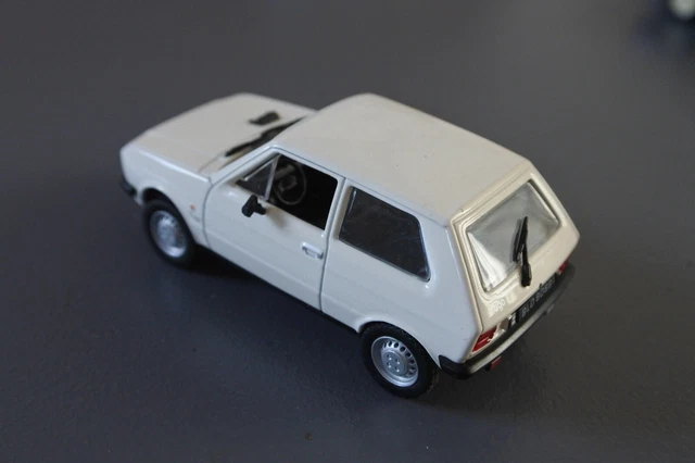 Zastava Yugo  Ixo 1/43.