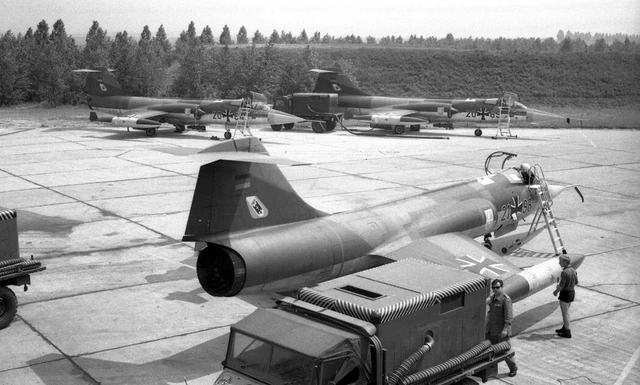 JG33, WGAF, F-104G, 21+96 at Norvenich, 12 Jun 1969 - original B&W neg
