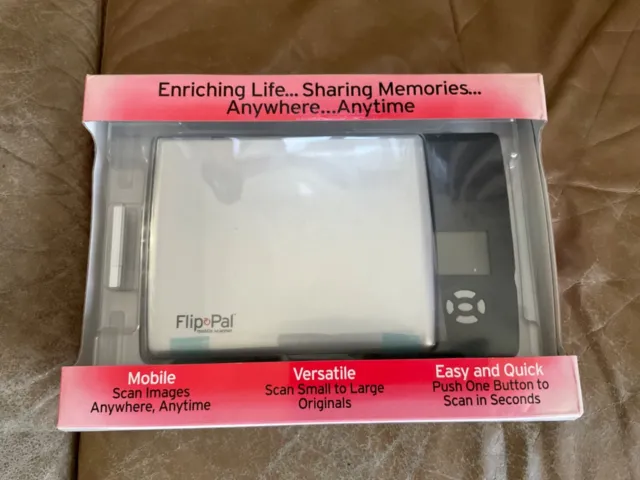 Flip-Pal 100C Mobile Scanner & SD to USB adaptor & 2GB SD memory card New Sealed